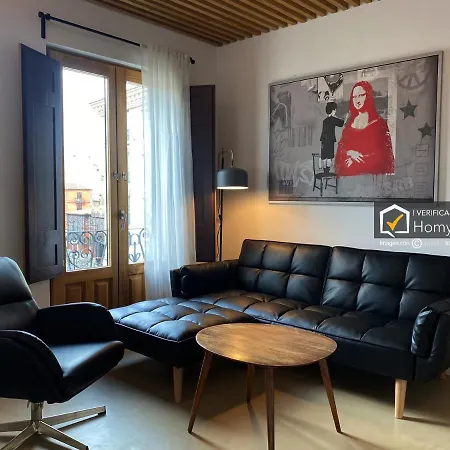 Homyat Poeta Iglesias 2 아파트