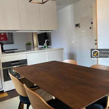 Homyat Poeta Iglesias 2 *